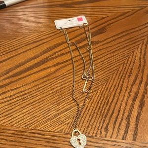 NWT WOMEN PRINCESS ACCESSORIES ROSE TONE 12” HEART LOCK WITH KEY NECKLACE.